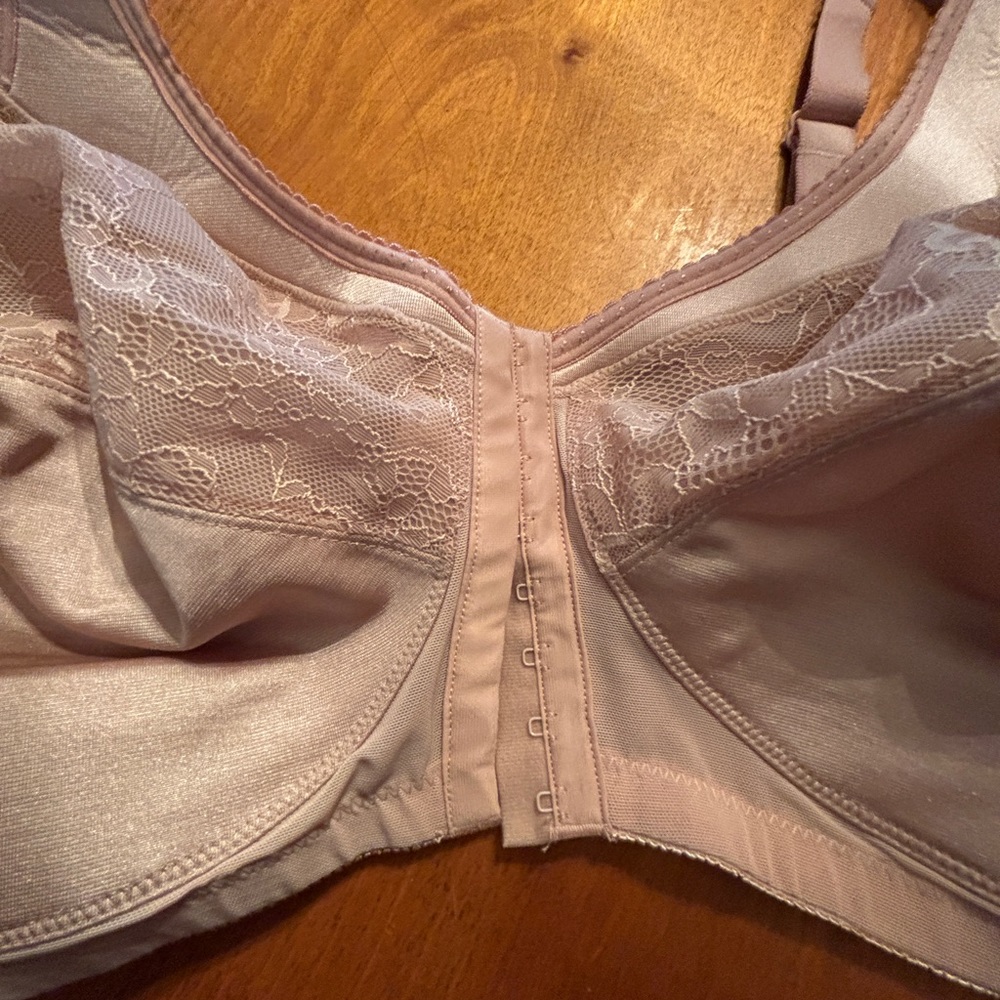 Front closure Plus size Bra